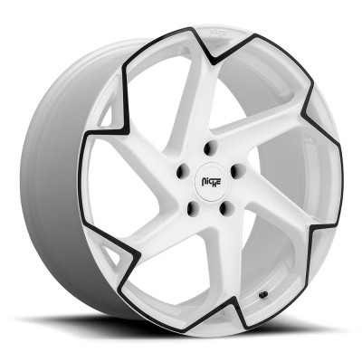 Niche M257 Flash Gloss White With Black 10,5x20 5x112 ET40 CB66,6 60° 816 kg M2572005F8+40